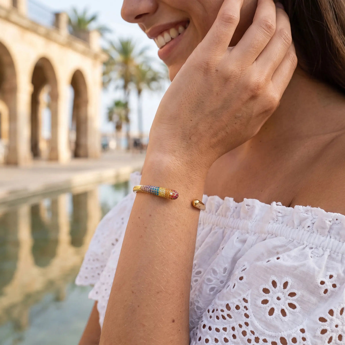 OCCASUS GOLD MULITICOLOR BANGLE