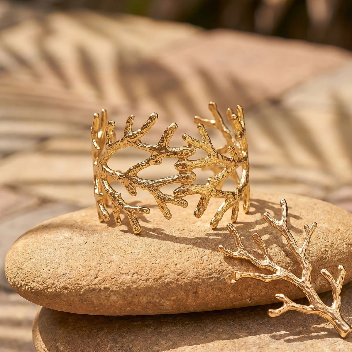 CORALI GOLD OPEN CUFF