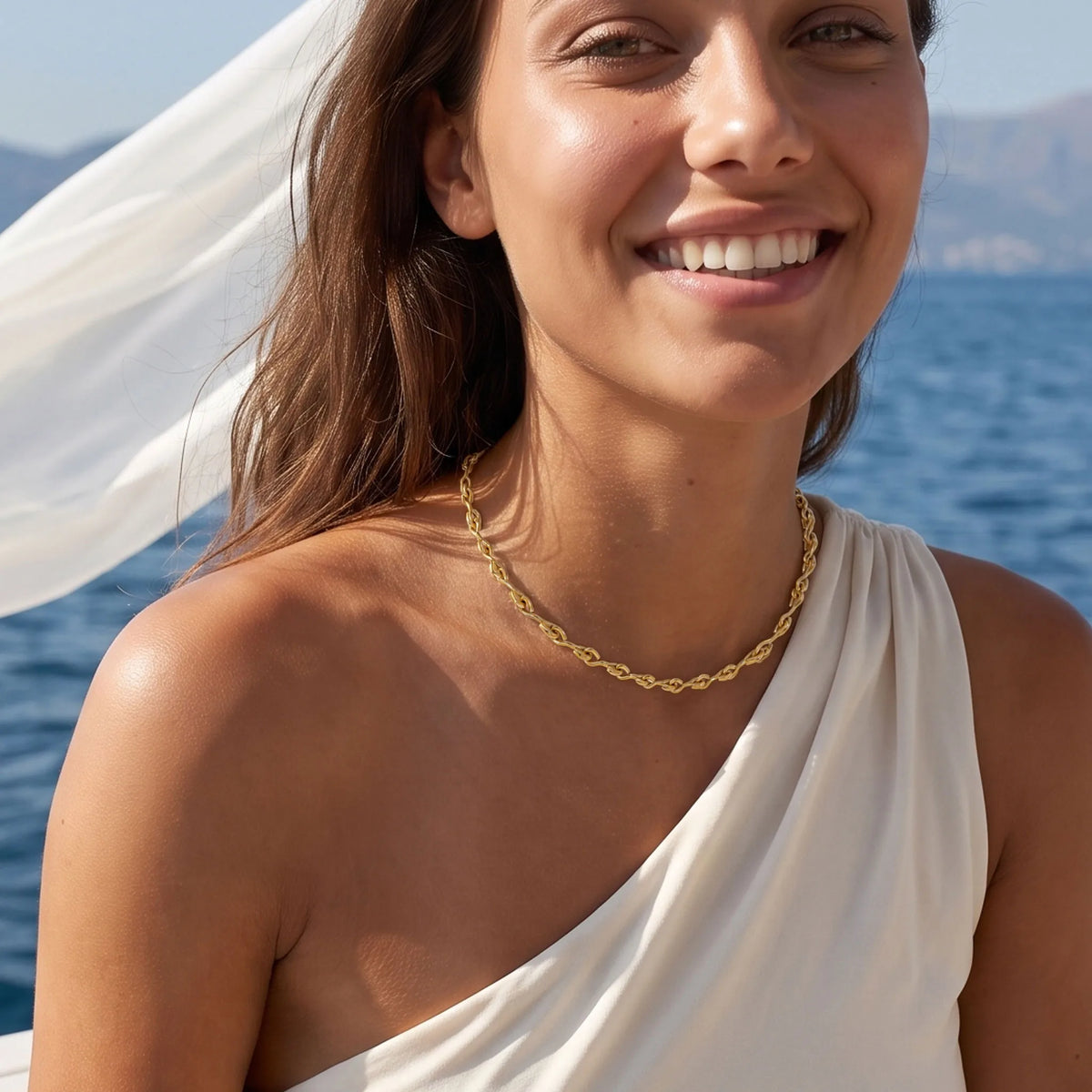 NODUS GOLD NECKLACE