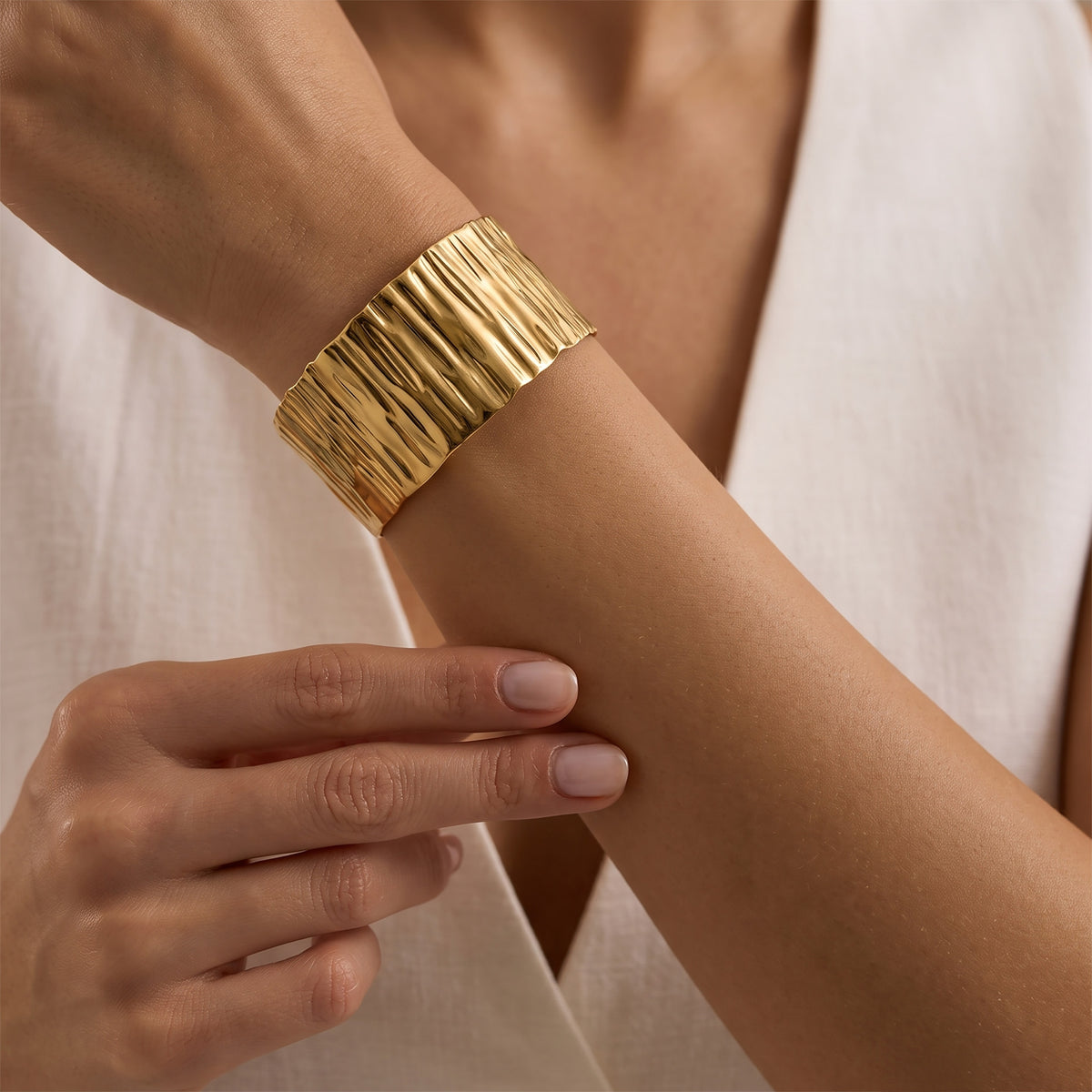 RUGA GOLD OPEN CUFF