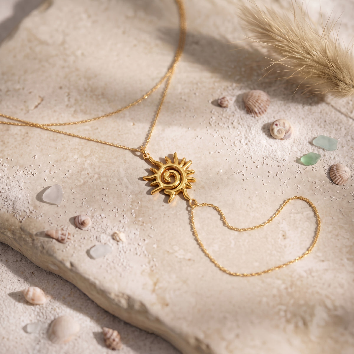 NEXUS GOLD HAND CHAIN