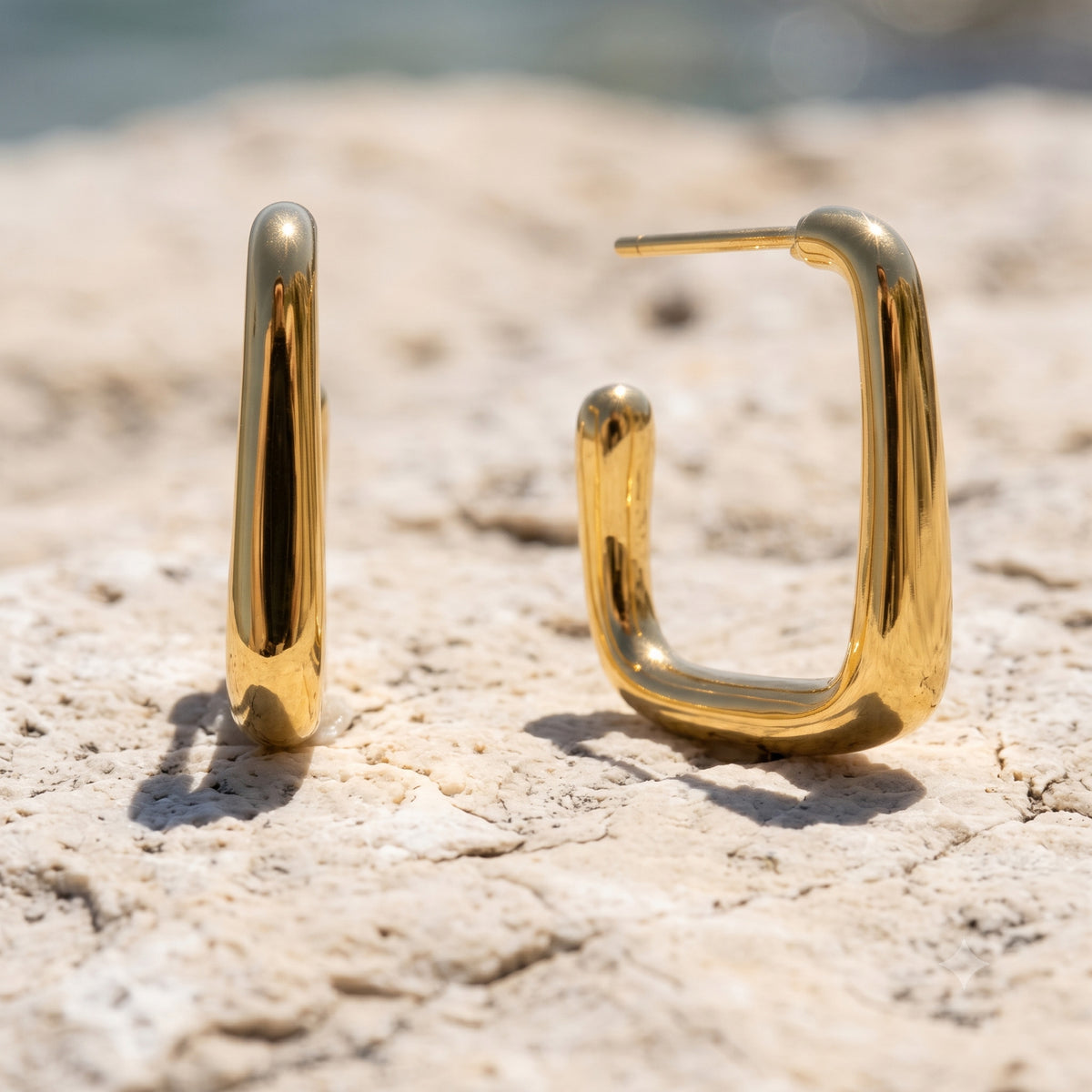 ANGULUS GOLD HOOPS