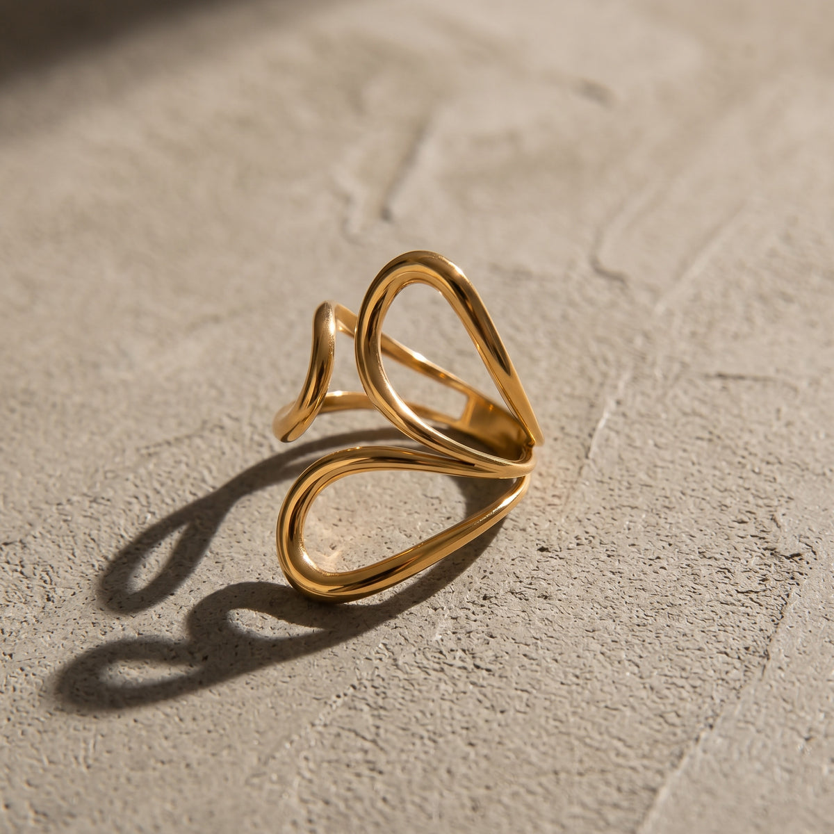 SPIRA GOLD RING
